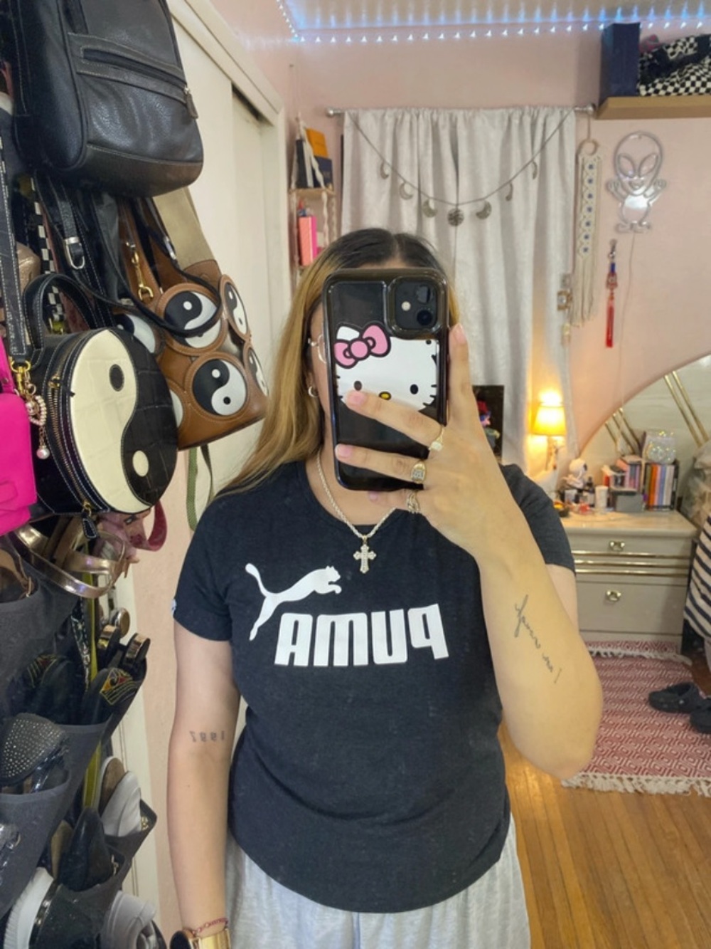 Puma logo short sleeve shirt size M